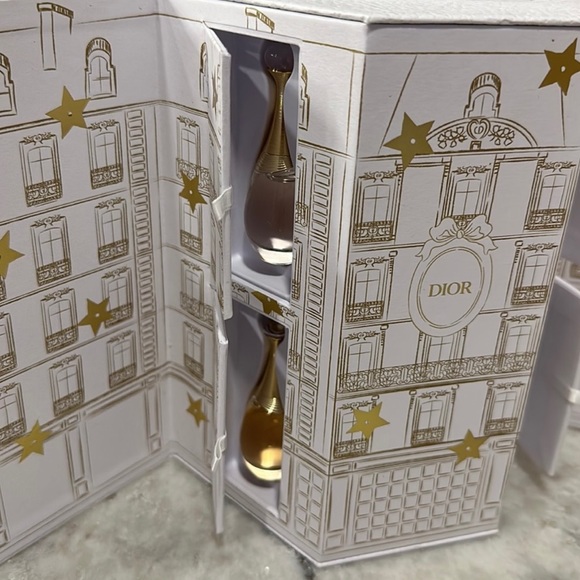 NEW Dior Vip Gift Set - Picture 6 of 7